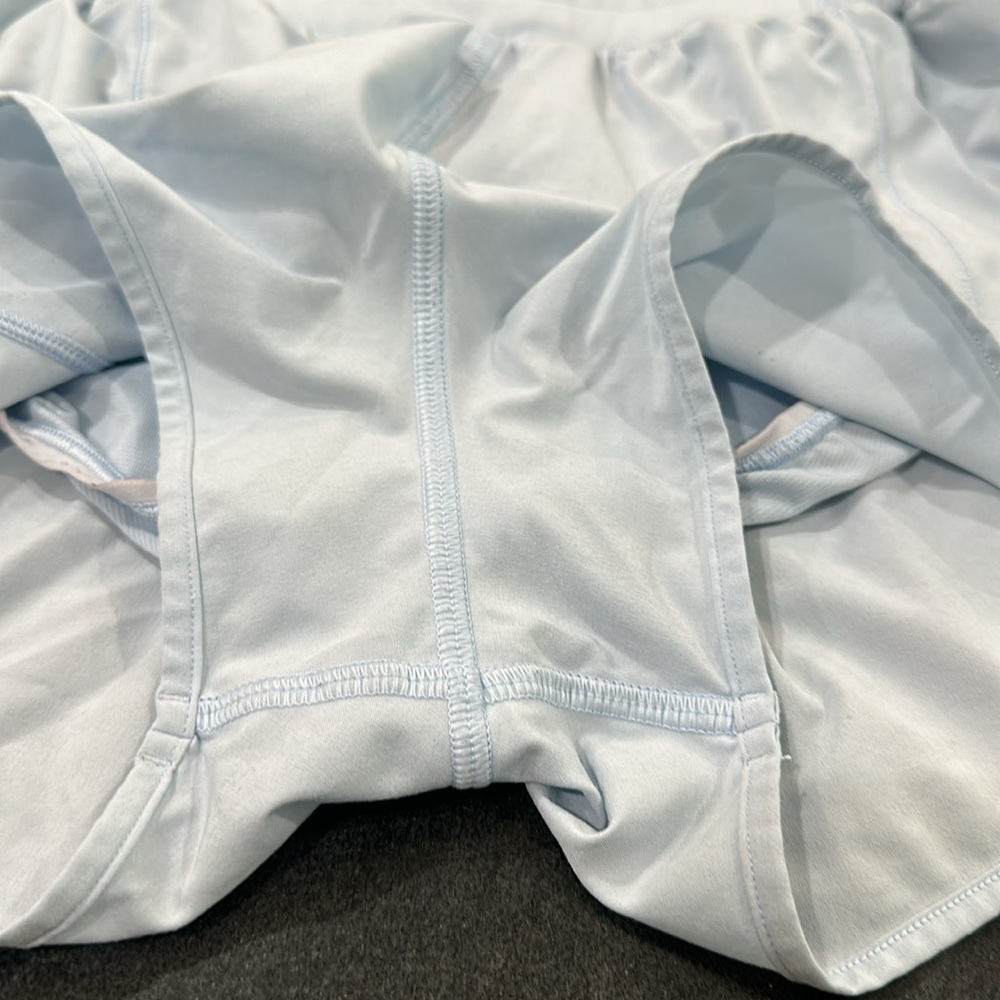 (6261) LULULEMON Hotty Hot High-Rise Lined Short 2.5" in Sz 6 *Loved *Blue linen - Picture 5 of 8
